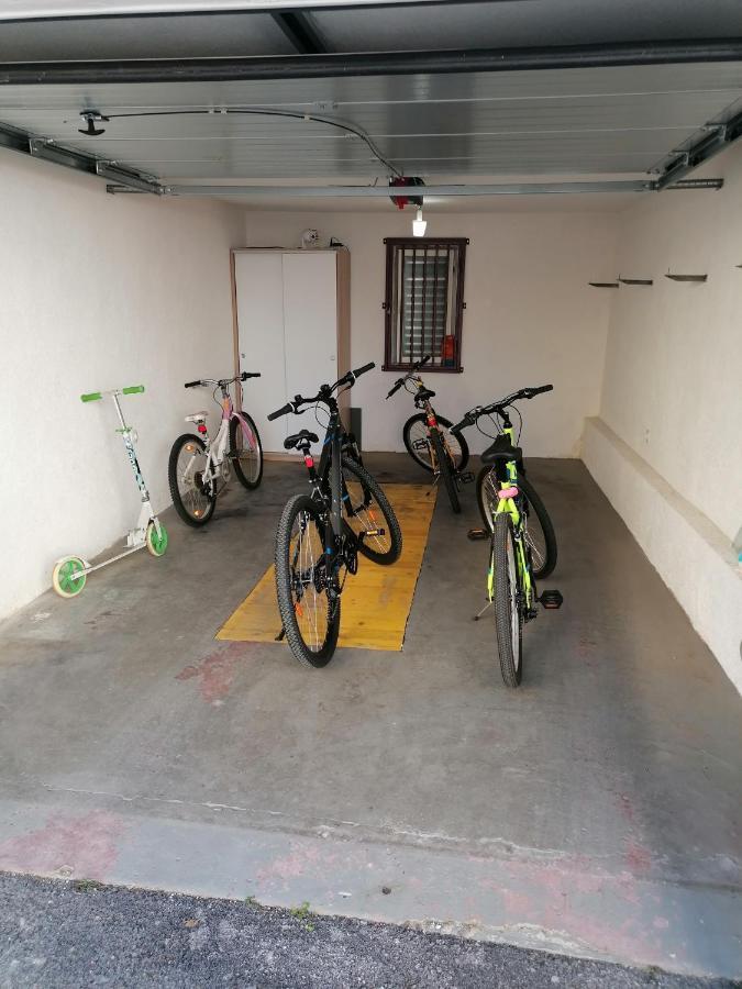 Apartman Lana In City Centre With Garage Zadar Eksteriør bilde
