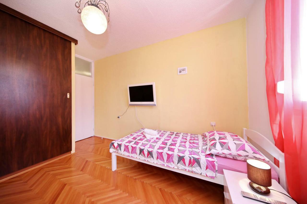 Apartman Lana In City Centre With Garage Zadar Eksteriør bilde