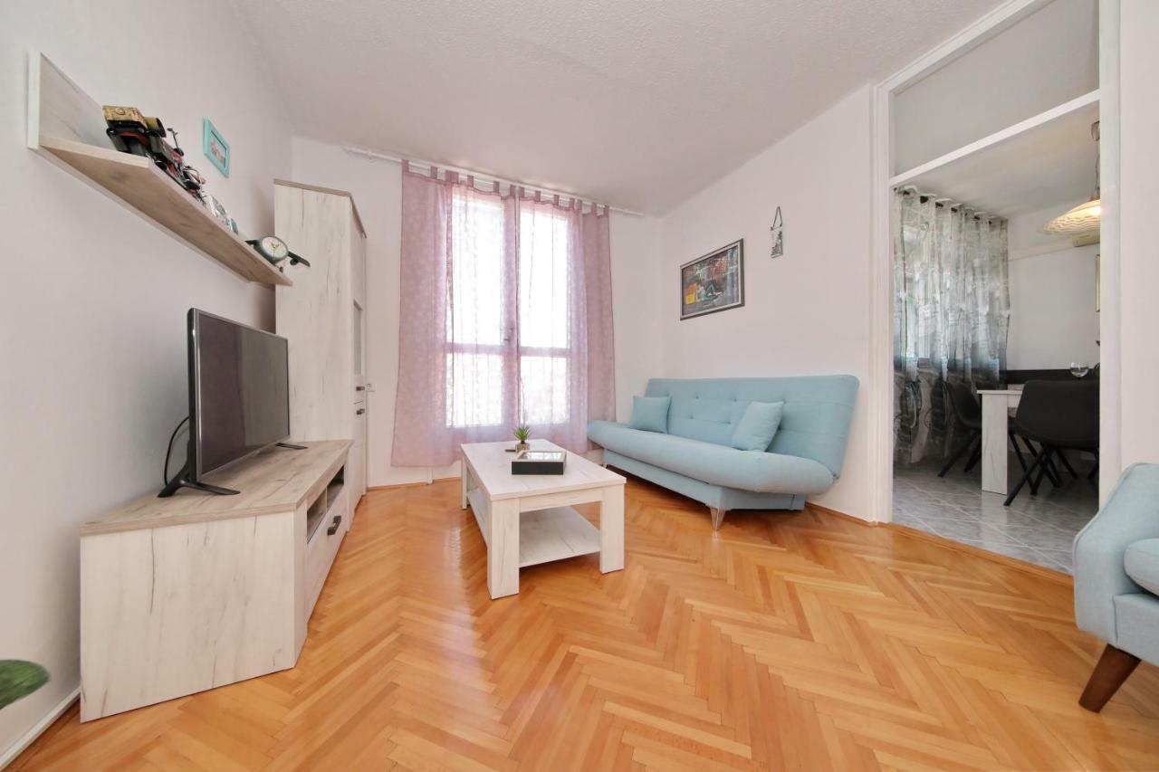 Apartman Lana In City Centre With Garage Zadar Eksteriør bilde