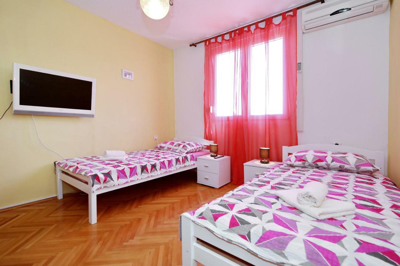 Apartman Lana In City Centre With Garage Zadar Eksteriør bilde