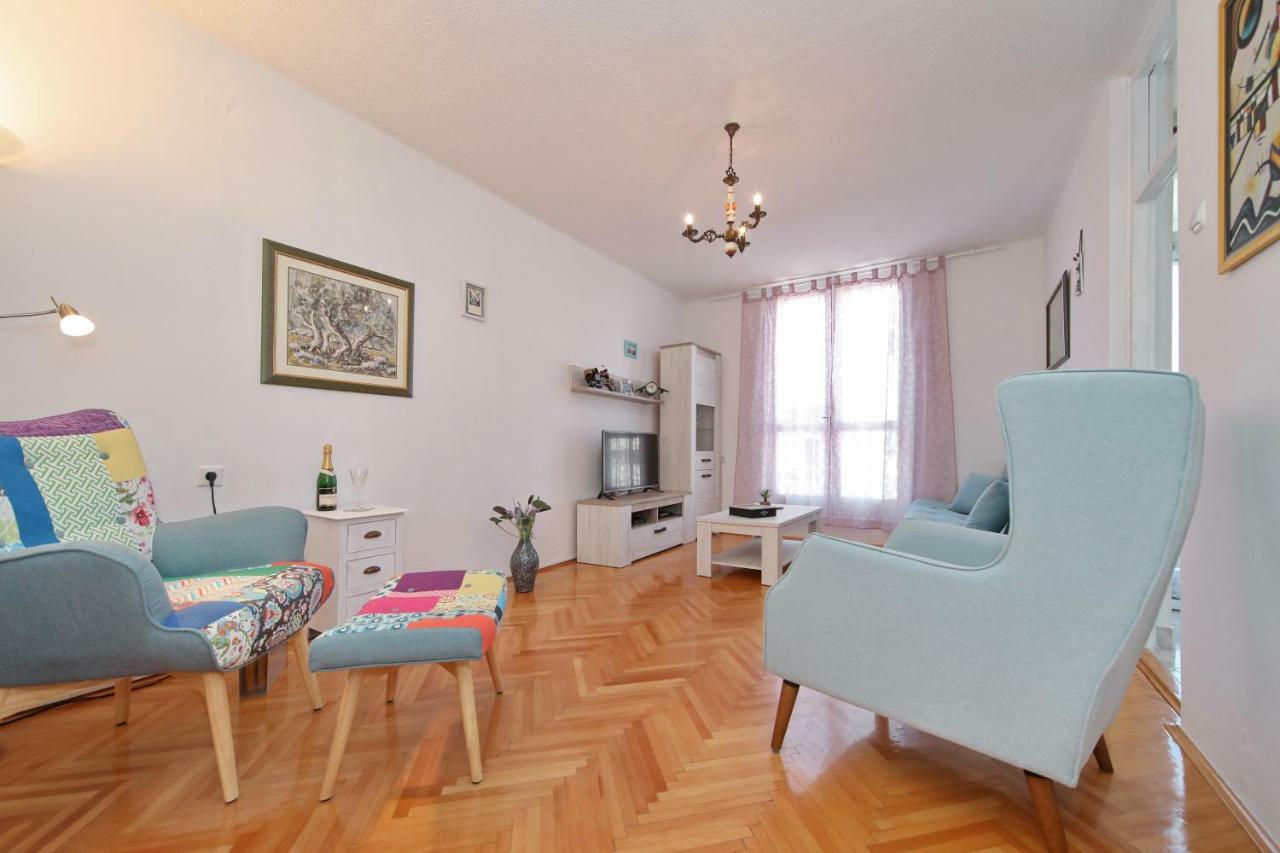 Apartman Lana In City Centre With Garage Zadar Eksteriør bilde